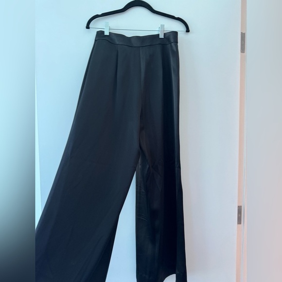 Micheal by Michael Kors Women’s Satin Wide Leg Pant in Black | Size 2 - Picture 1 of 7